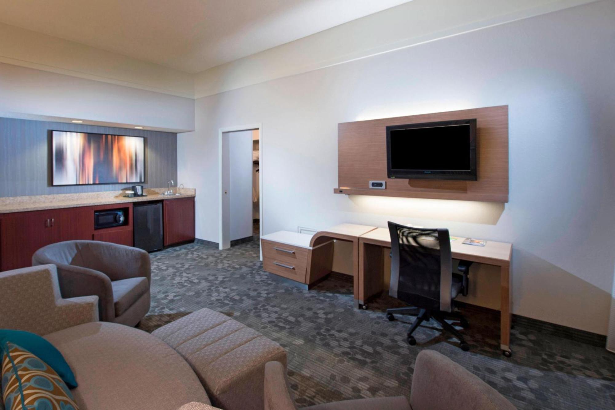 Courtyard By Marriott Dothan Exterior photo